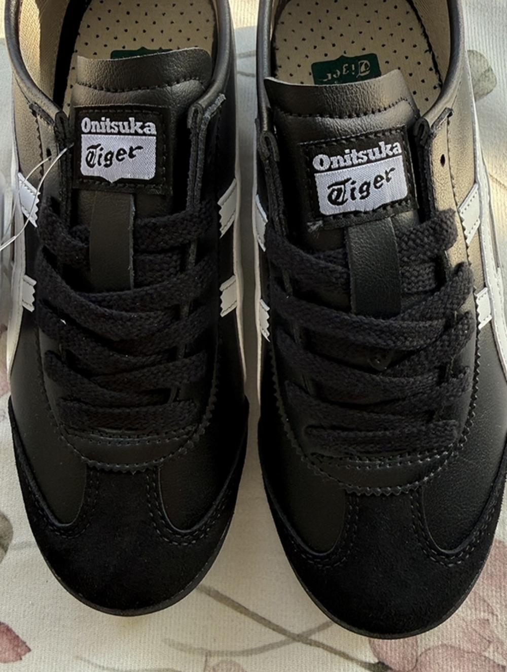 Onitsuka Tiger Mexico 66 Black Casual Shoes - Picture 2 of 8